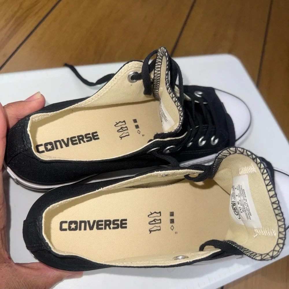 Converse Chuck Taylor All Star Lift Platform Black Canvas LowTop 560250C Women 8 - Picture 6 of 16